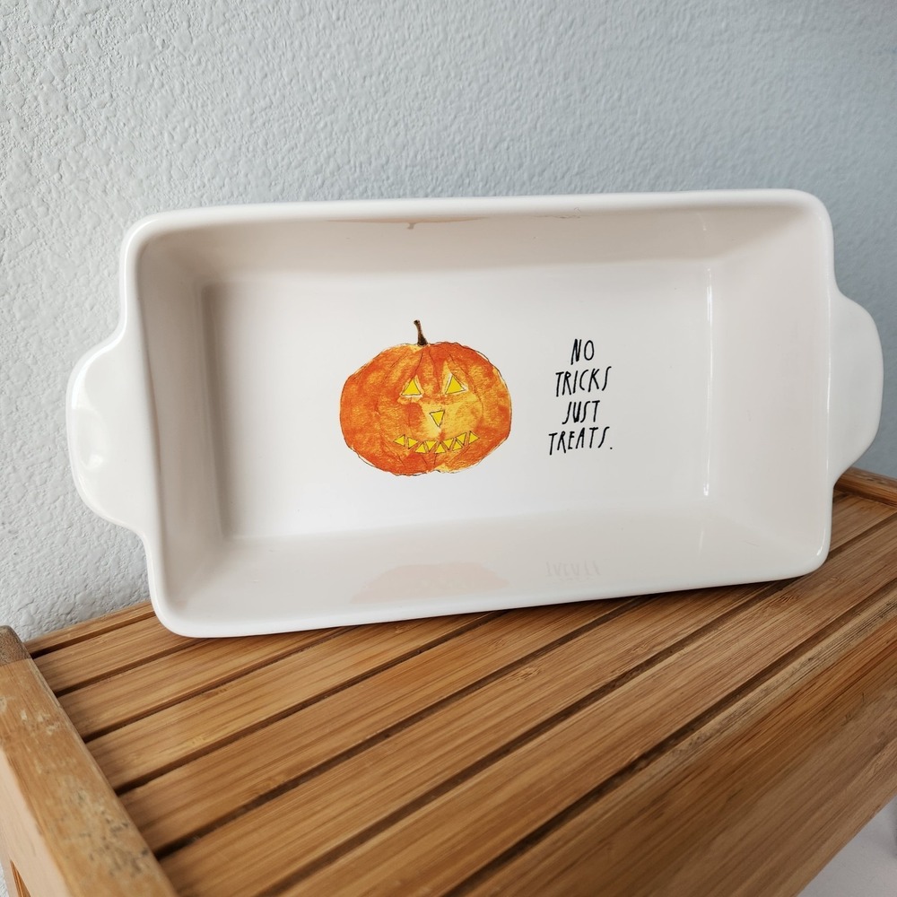 Rae Dunn Artisan Collection Halloween Pumpkin No Tricks‎ Just Treats Baking Dish